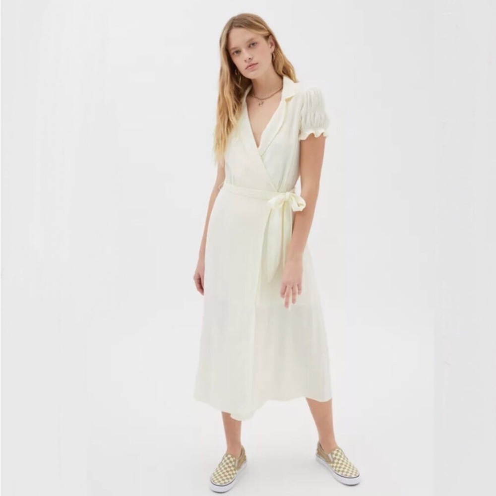 Uo Spring Day Midi Wrap Dress